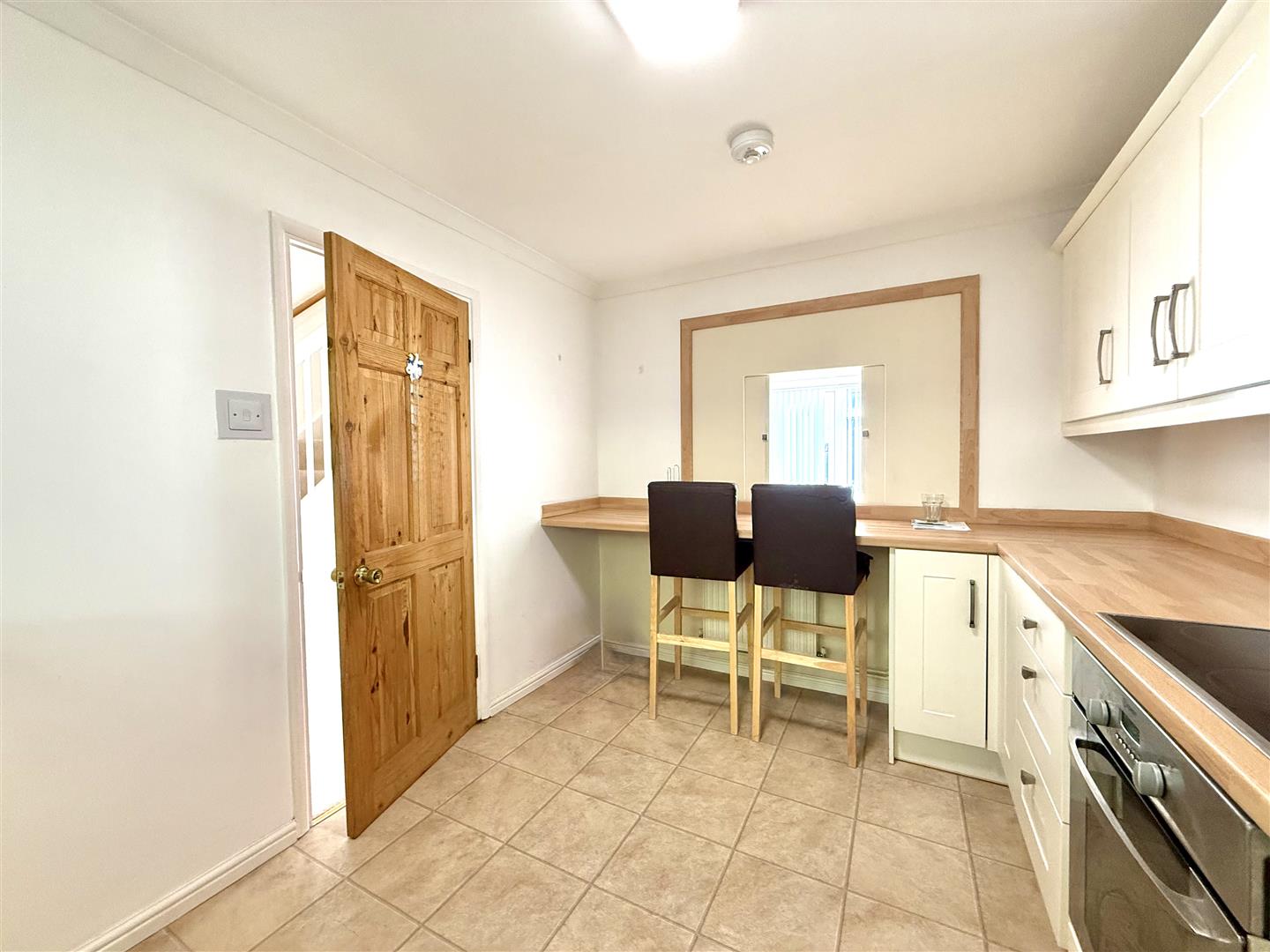 Glan Yr Afon Court, Sketty, Swansea, SA2 9JB